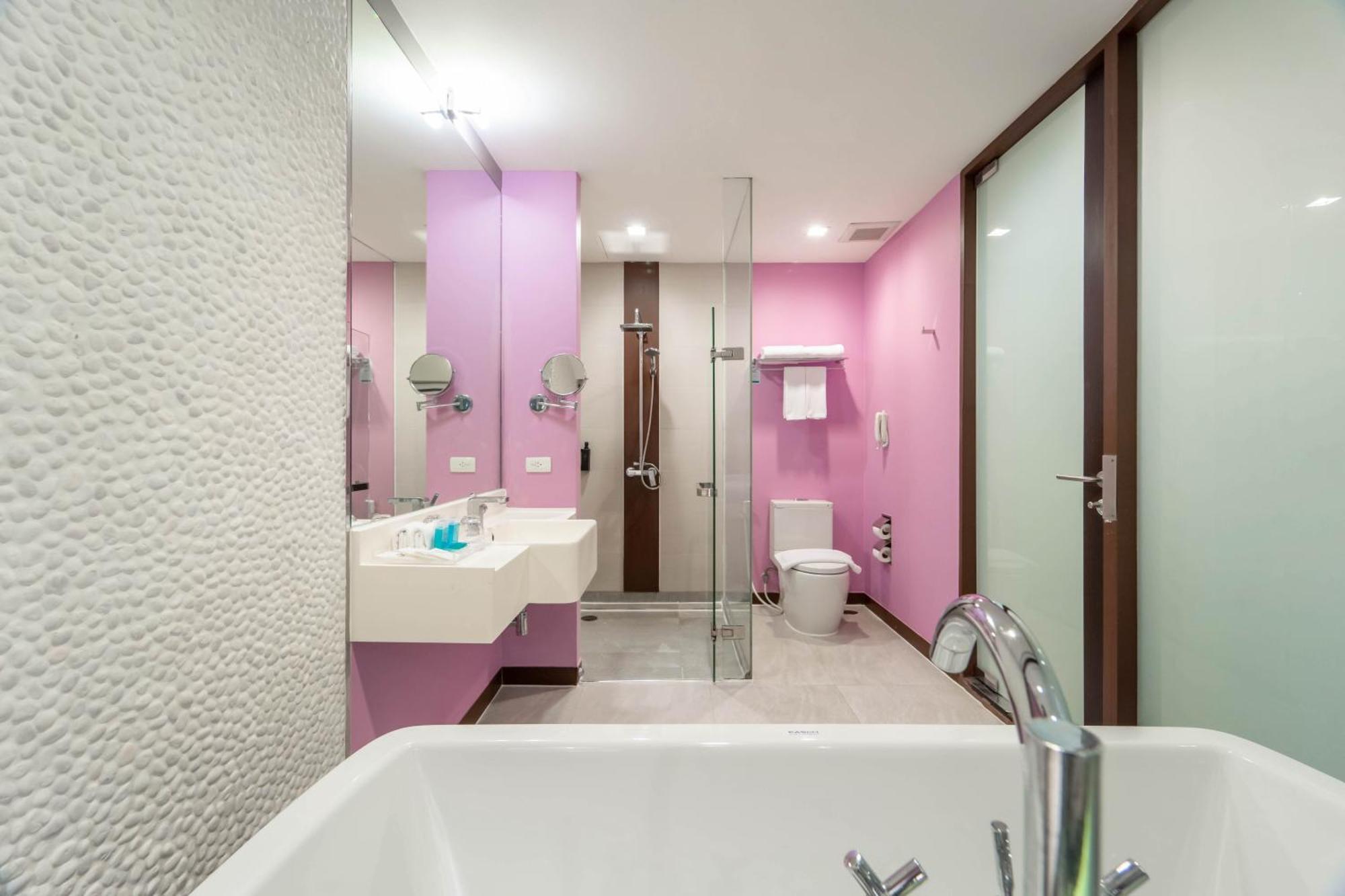 Grand Deluxe Room